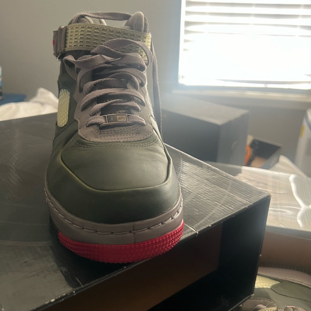 Air Jordan And Air Force I View 3